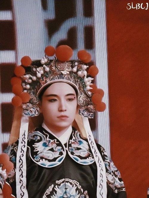 龙家小祖宗,揭秘神秘家族的传奇故事